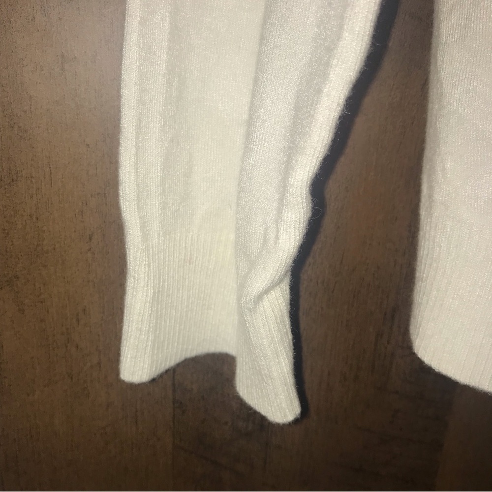 Oliver Turtle Neck Size Medium - image 5